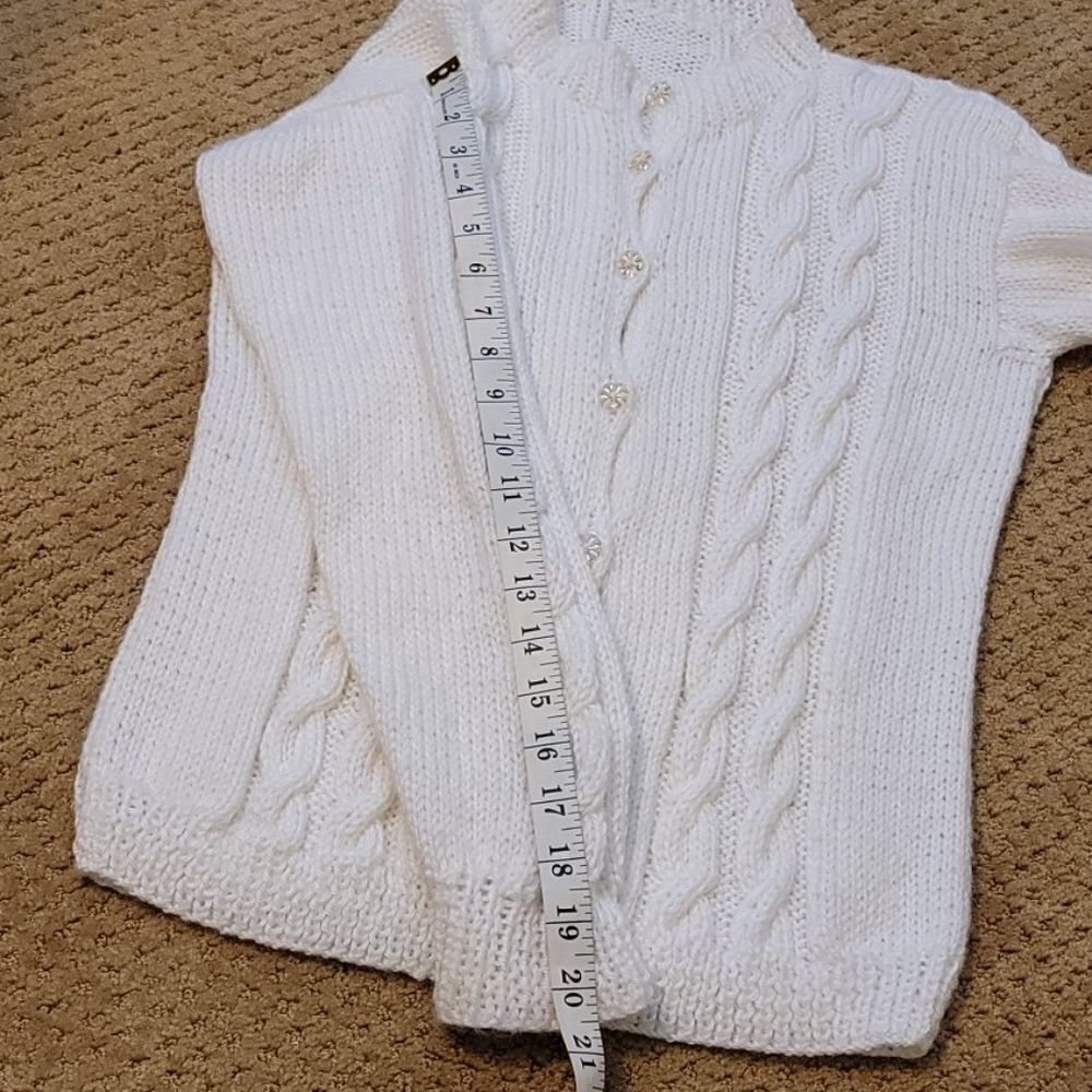 Hand knitted cardigan. - Picture 10 of 10